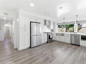 20542 Bearsden, Huntington Beach CA 92646