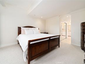 49 Pinewood 25, Irvine CA 92604