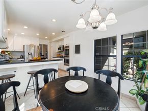 49 Pinewood 25, Irvine CA 92604