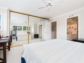 49 Pinewood 25, Irvine CA 92604