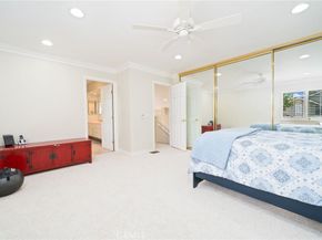 49 Pinewood 25, Irvine CA 92604