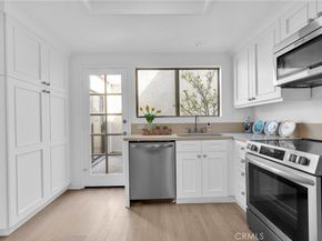 94 Smokestone, Irvine CA 92614