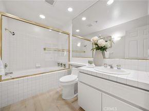 2233 Martin 204, Irvine CA 92612