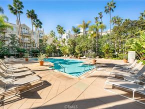 2233 Martin 204, Irvine CA 92612