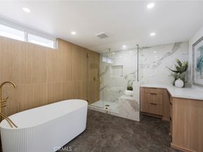 9562 Rockpoint, Huntington Beach CA 92646