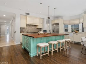 25582 Rapid Falls, Laguna Hills CA 92653