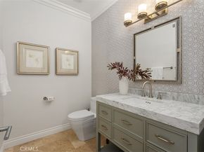 25582 Rapid Falls, Laguna Hills CA 92653