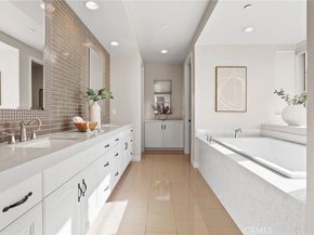 10 Shadybend, Irvine CA 92602