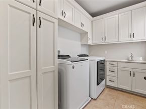 10 Shadybend, Irvine CA 92602