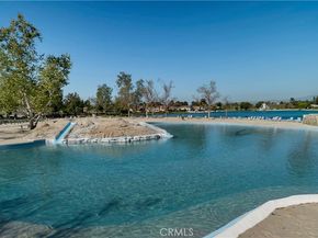 65 Pinewood 33, Irvine CA 92604