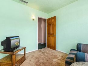 5902 Blackthorne, Lakewood CA 90712