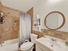 2211 S Fairview, Santa Ana CA 92704
