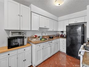 2211 S Fairview, Santa Ana CA 92704