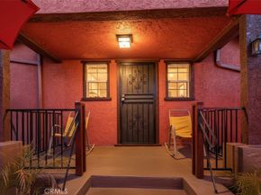 657 W 66th, Los Angeles CA 90044