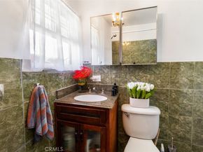 657 W 66th, Los Angeles CA 90044