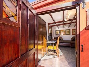 657 W 66th, Los Angeles CA 90044