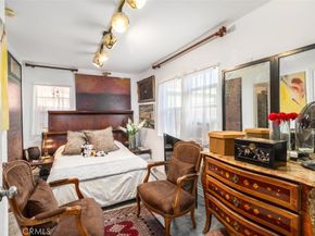 657 W 66th, Los Angeles CA 90044