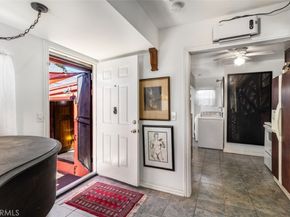 657 W 66th, Los Angeles CA 90044