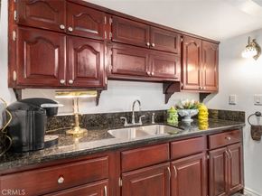 657 W 66th, Los Angeles CA 90044