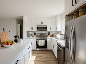 4814 Hedda, Lakewood CA 90712