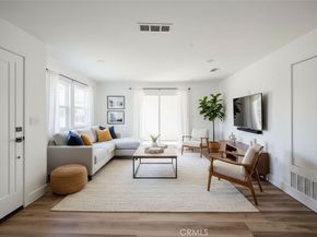 4814 Hedda, Lakewood CA 90712