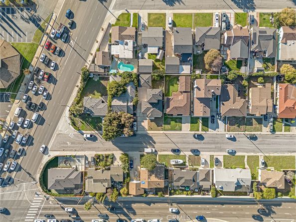 2835 Alberta, Torrance CA 90501