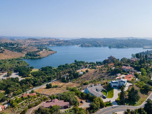 748 S Walnut Avenue, San Dimas CA 91773