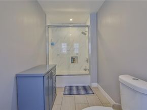 1115 W 41st Street, Los Angeles CA 90037