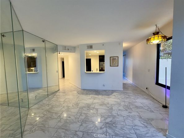 1310 E Ocean Boulevard 101, Long Beach CA 90802