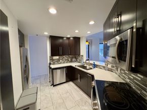1310 E Ocean Boulevard 101, Long Beach CA 90802