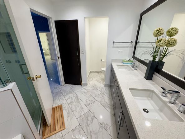 1310 E Ocean Boulevard 101, Long Beach CA 90802