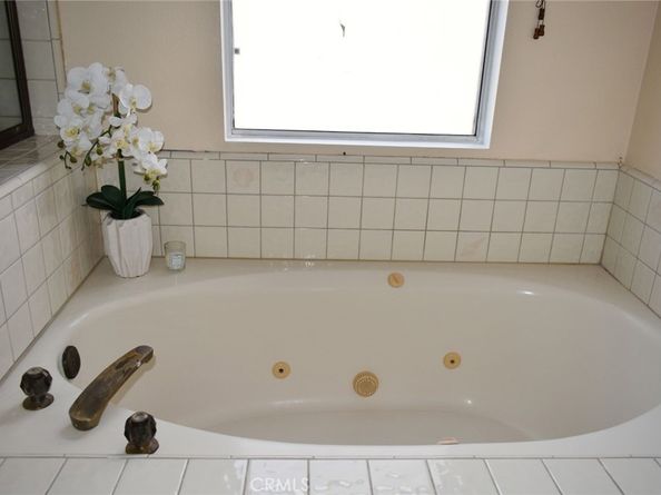 4623 W 171st Street, Lawndale CA 90260