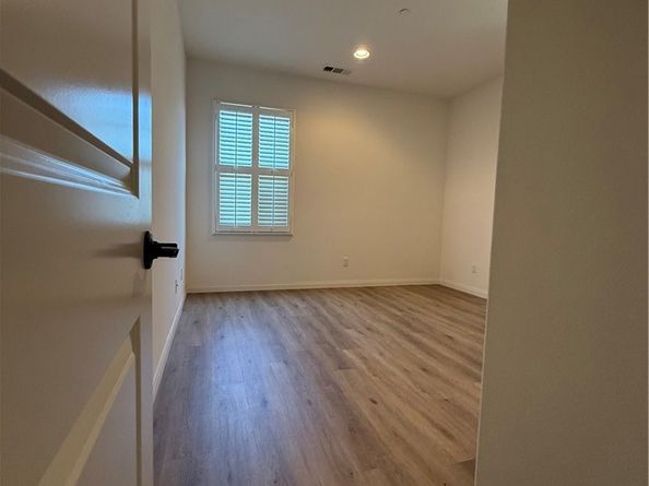 651 E Valencia Street, Anaheim CA 92805