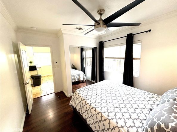 1528 E 11th Street, Long Beach CA 90813