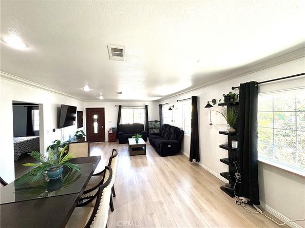 1528 E 11th Street, Long Beach CA 90813
