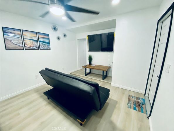 1528 E 11th Street, Long Beach CA 90813