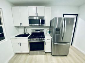 1528 E 11th Street, Long Beach CA 90813