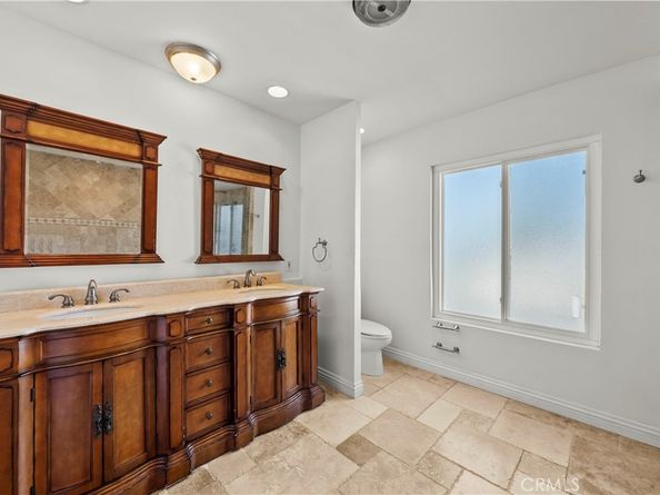 4348 Topanga Canyon, Woodland Hills CA 91364