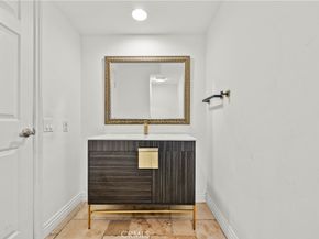 4348 Topanga Canyon, Woodland Hills CA 91364