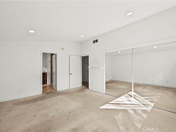 4348 Topanga Canyon, Woodland Hills CA 91364