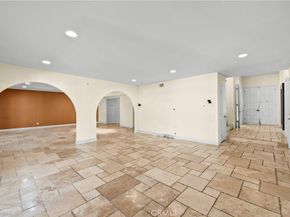 4348 Topanga Canyon, Woodland Hills CA 91364