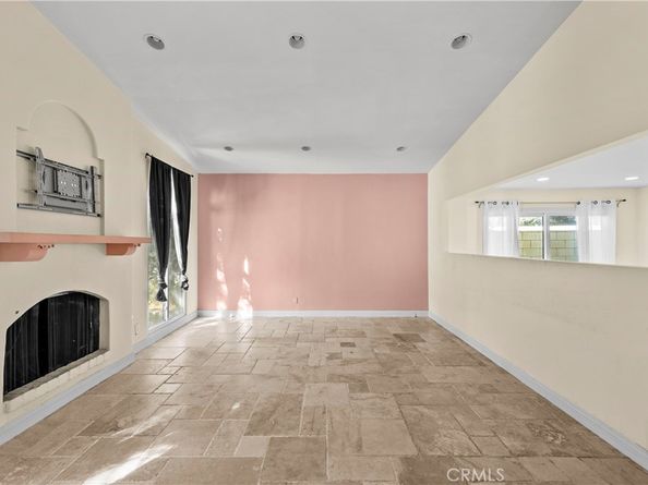 4348 Topanga Canyon, Woodland Hills CA 91364