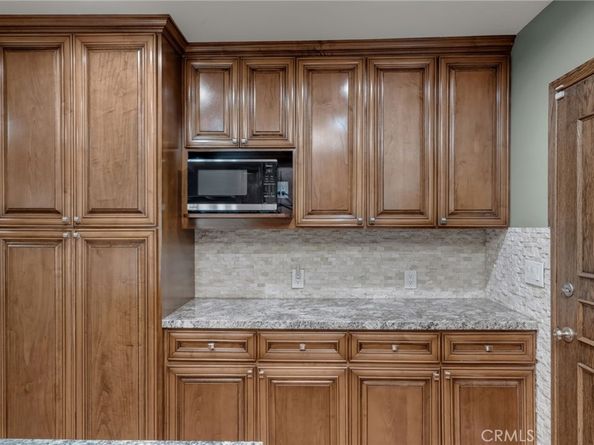 10624 S 6th Avenue, Inglewood CA 90303