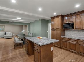 10624 S 6th Avenue, Inglewood CA 90303