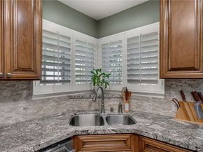 10624 S 6th Avenue, Inglewood CA 90303