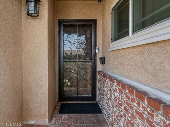 10624 S 6th Avenue, Inglewood CA 90303