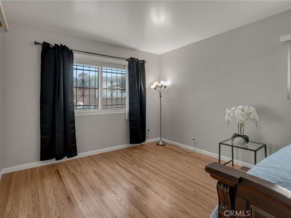 10624 S 6th Avenue, Inglewood CA 90303