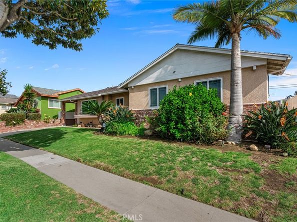 10624 S 6th Avenue, Inglewood CA 90303