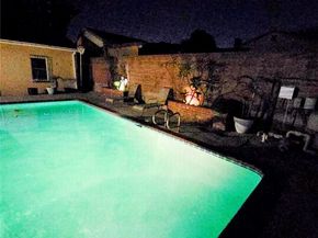 10624 S 6th Avenue, Inglewood CA 90303