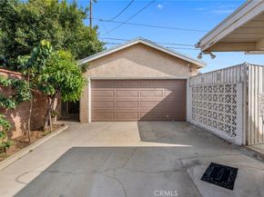 10624 S 6th Avenue, Inglewood CA 90303